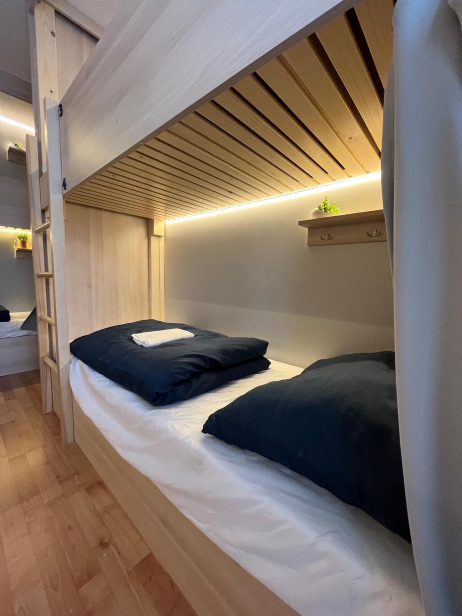 Bad Stuben Hostel Turčianske Teplice Zewnętrze zdjęcie