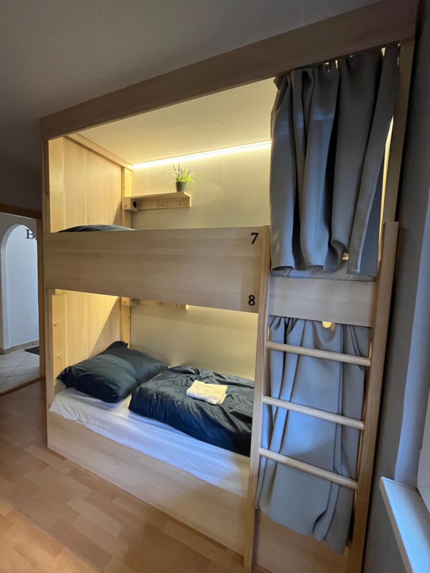 Bad Stuben Hostel Turčianske Teplice Zewnętrze zdjęcie